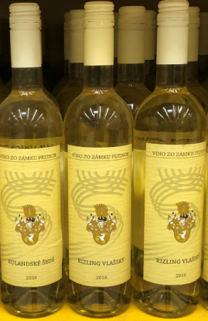 Biele víno Rizling rýnsky a Rizling vlašský – 3,99 € za 0,75 l